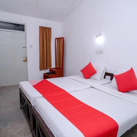 Oyo 384 Dilena Beach Resort Unawatuna Eksteriør bilde
