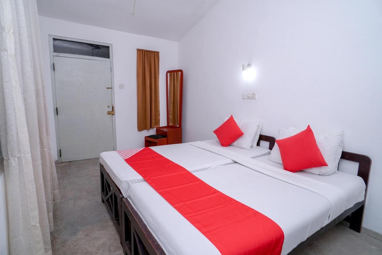 Oyo 384 Dilena Beach Resort Unawatuna Eksteriør bilde