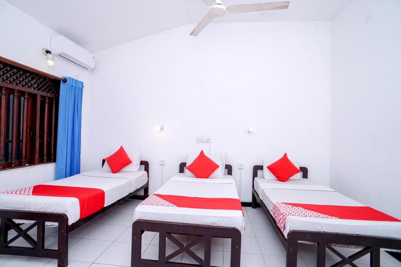 Oyo 384 Dilena Beach Resort Unawatuna Eksteriør bilde