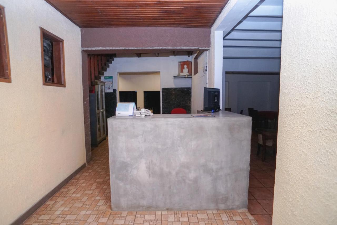 Oyo 384 Dilena Beach Resort Unawatuna Eksteriør bilde